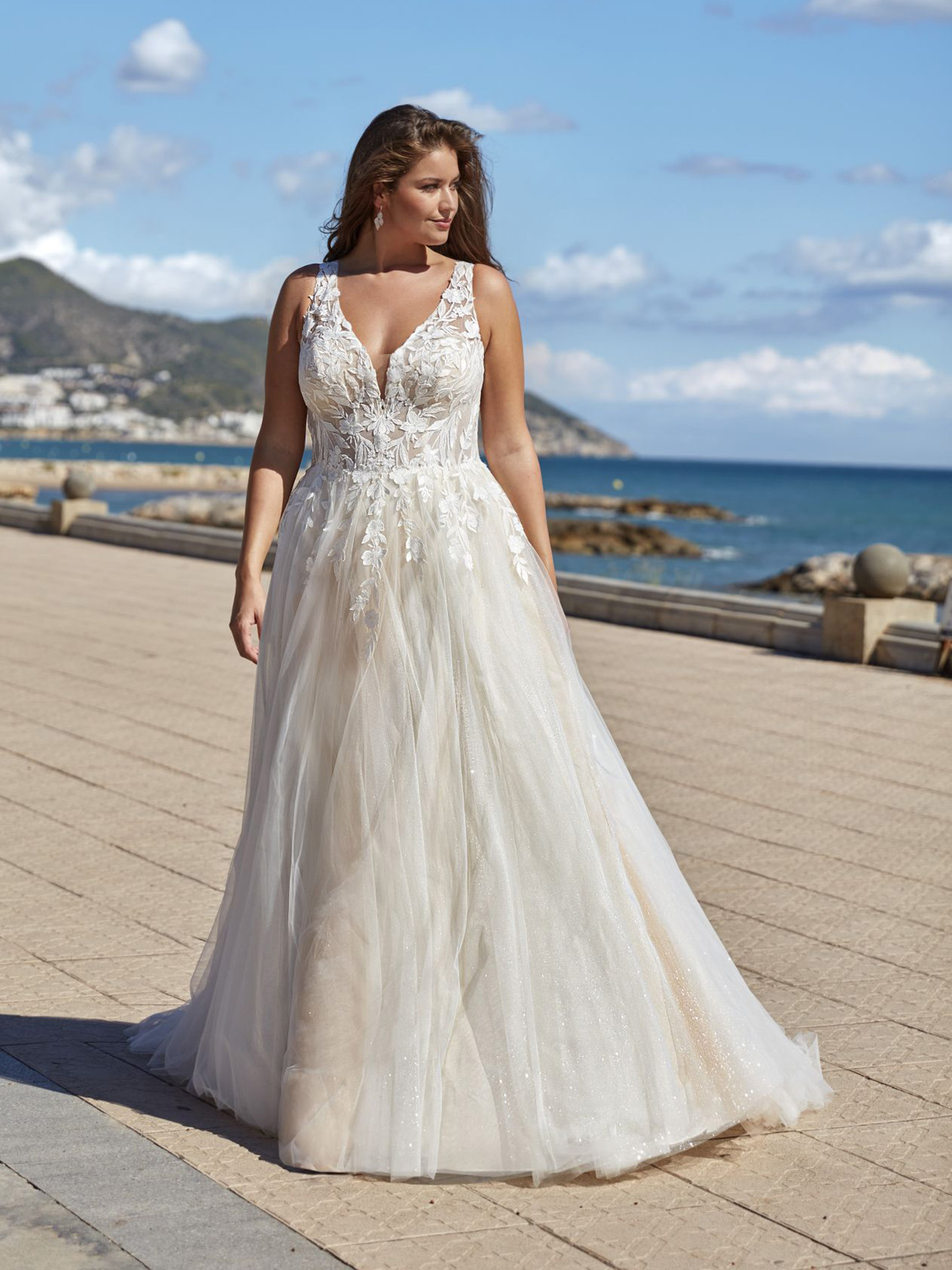 35008 – Bella – Shiny Tulle